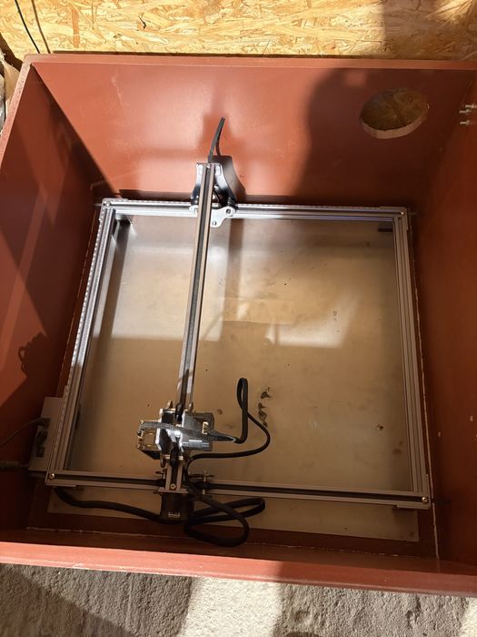 Vand laser gravat/debitat