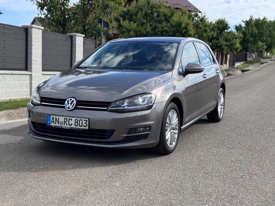 Vind Vw Golf 7 model CUP 1.6 tdi 110 cp an fab 2014