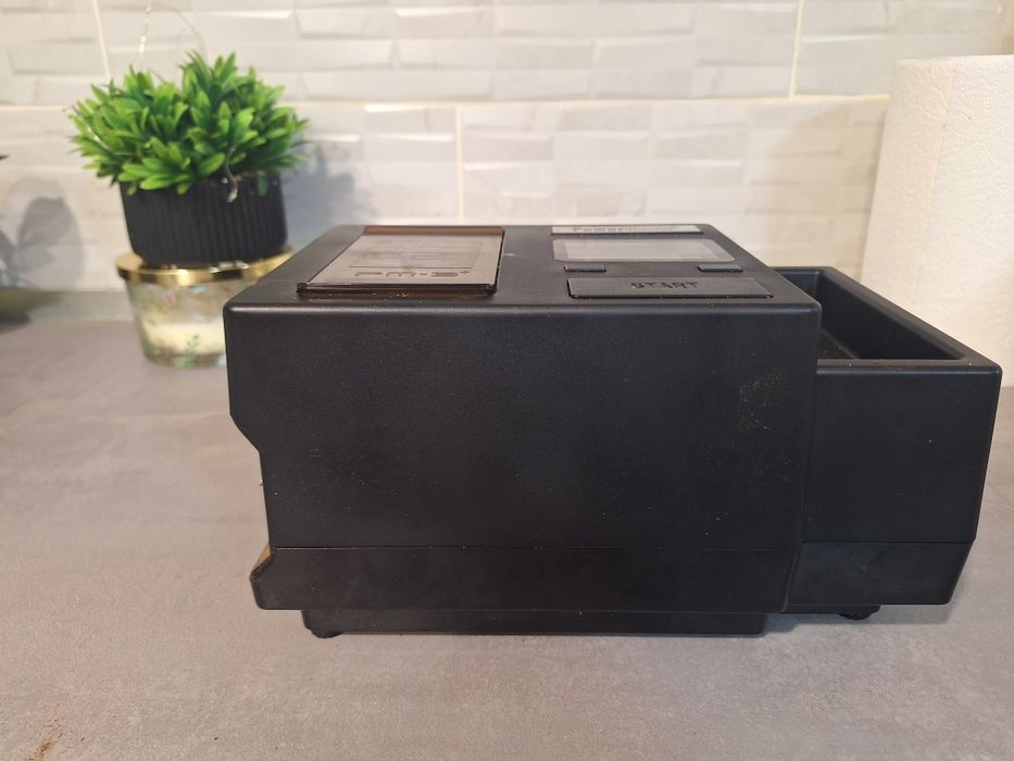 De vanzare masina de facut tigari.