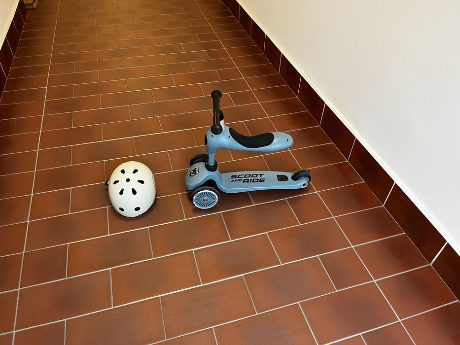 Trotineta Scoot and Ride 2 in 1 + casca
