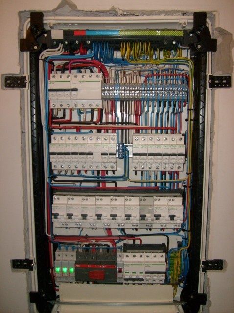 7/24Электирик Мастер стаж более 7лет.1год гарантия.