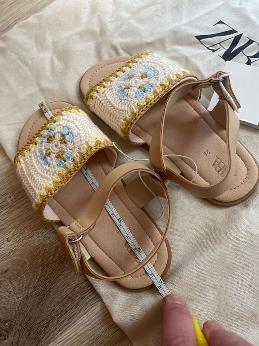 Нови сандали за момиче Zara размер 26