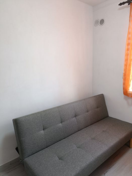 Închiriez garsonieră confort 3