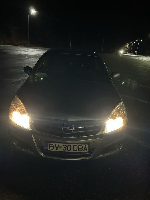Vand sau schimb Opel Signum 1.9CDTI 150cp an 2008