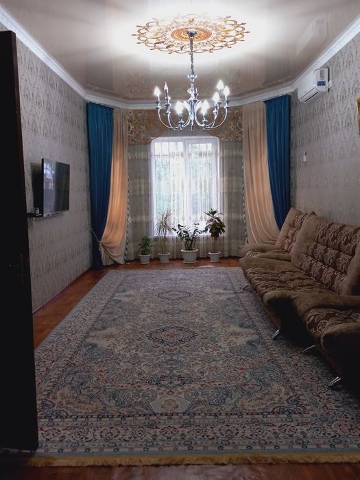 Тез арада үй сатылады