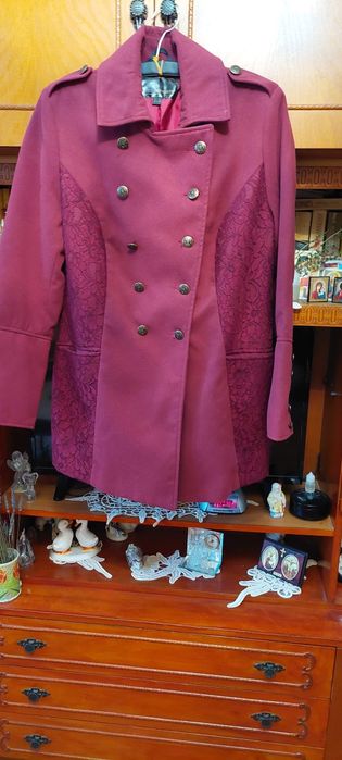 Vând  pardesiu primăvara toamnă