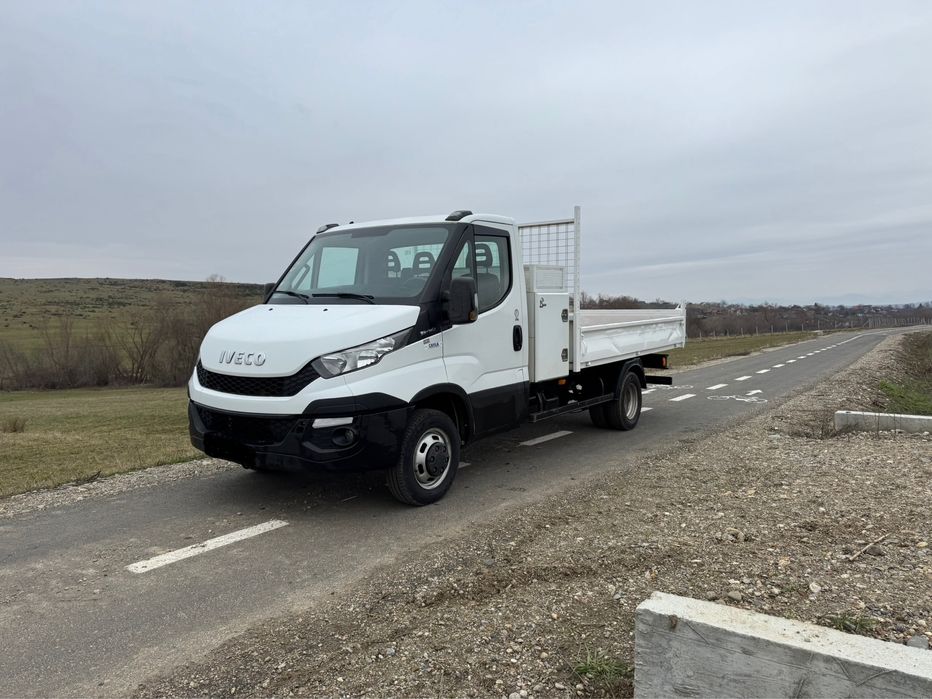 Iveco daily basculabil  an 2016 motor 3000 diesel km reali