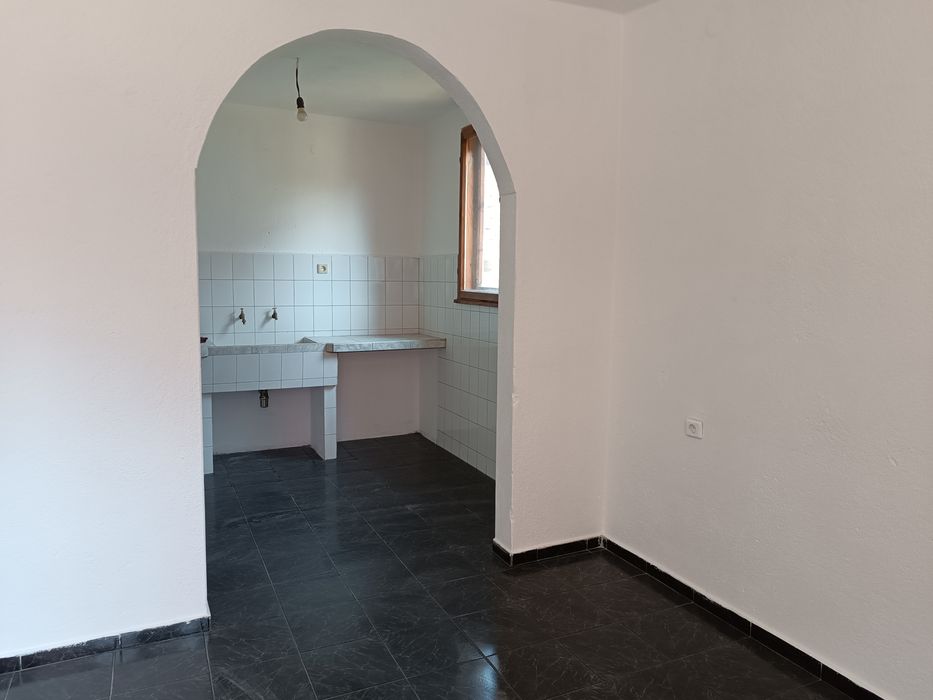 Продава се Къща в София, Лозенец - 300 кв.м за 600 €/кв.м - Снимка #3