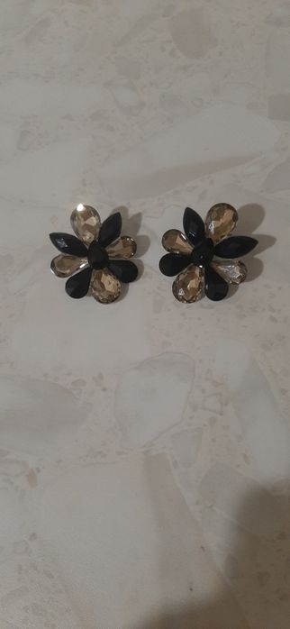 Ръчно направени бижута и други