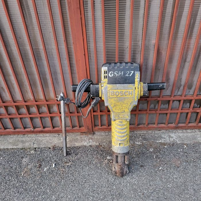 Ciocan demolator Bosch GSH 27