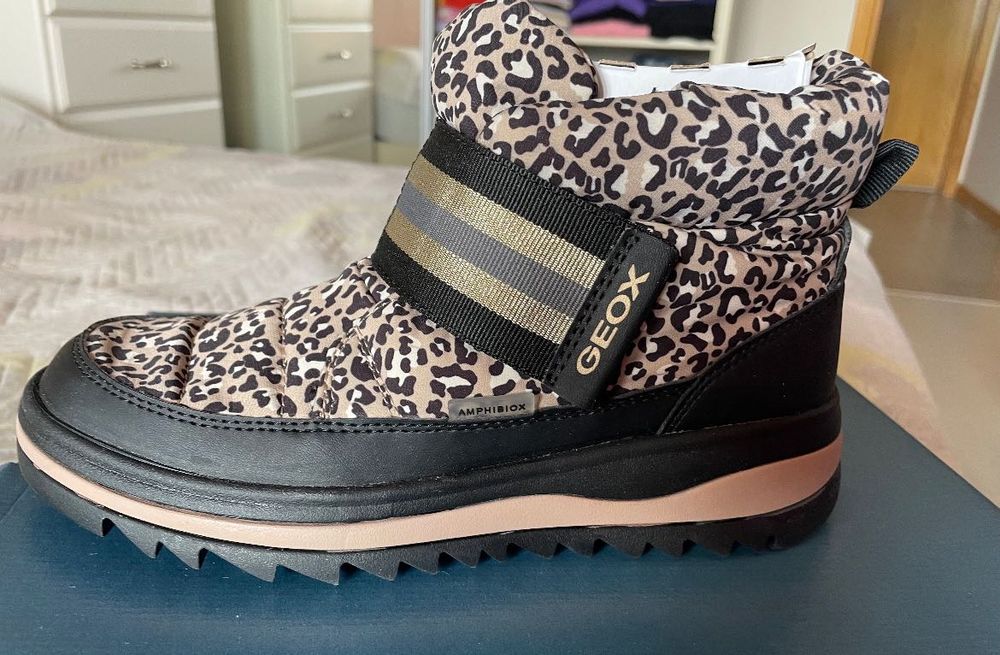 Оригинални обувки Geox