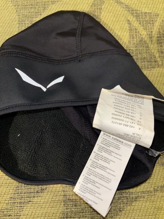 Шапка на Salewa Gore Windstopper