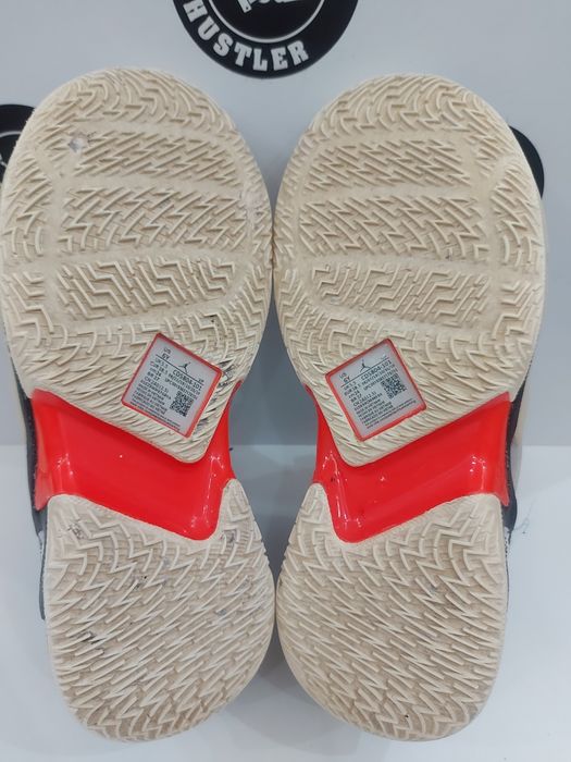 Маратонки JORDAN WHY NOT ZERO 3.Номер  38.5