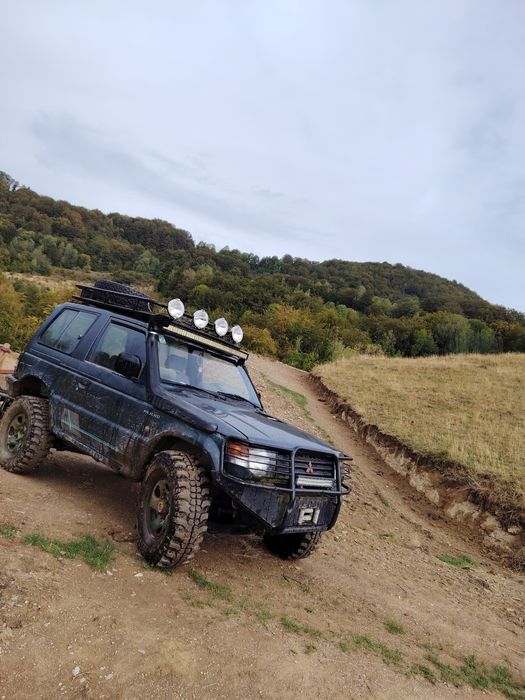 Mithubishi pajero 2.5 / Variante