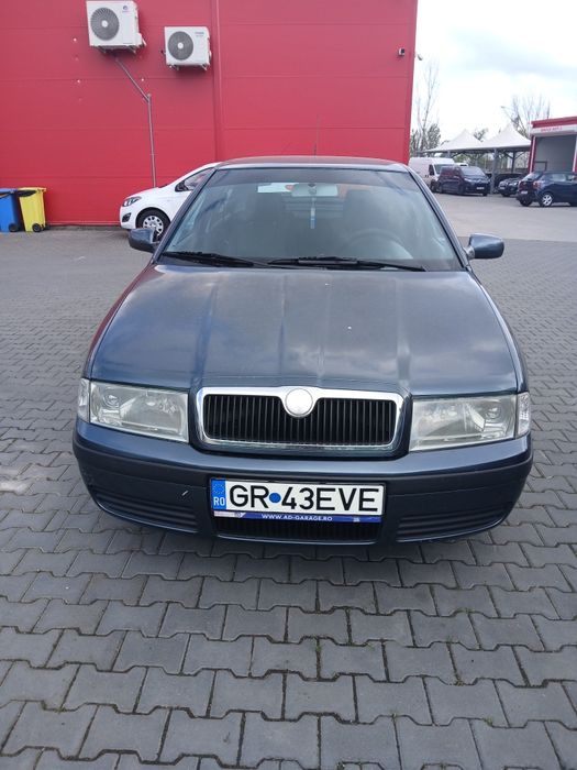 Vând skoda octavia