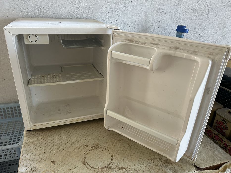 Продам холодильник