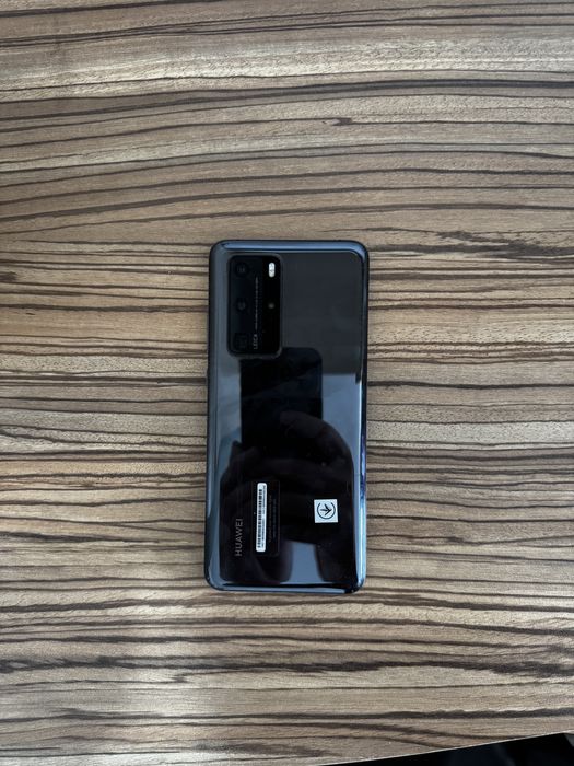 Huawei P40 Pro – ПЕРФЕКТЕН + калъфи