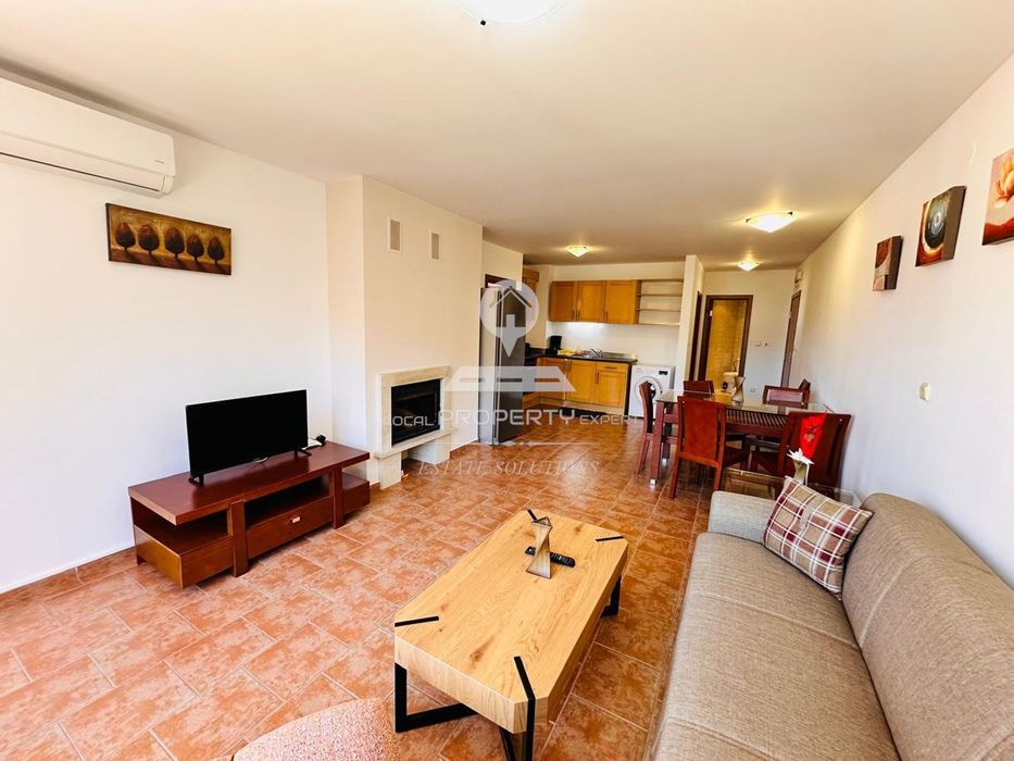Дава се под наем Тристаен апартамент в Банско - 100 кв.м за 700 € - Снимка #1