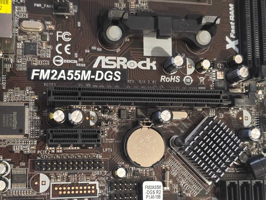 Placa de baza ASRock FM2A55M-DG , Socket FM2 + Procesor AMD A4 4000