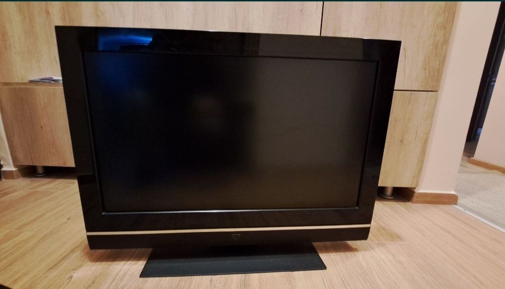 Vând LCD Tevion  32"