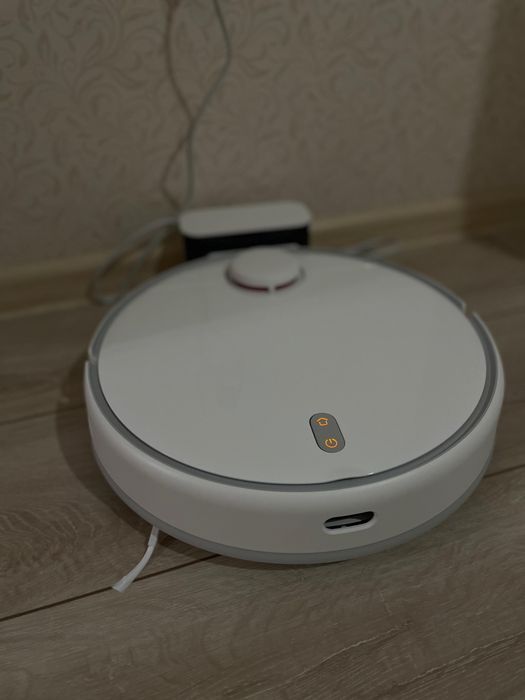Робот пылесос mi