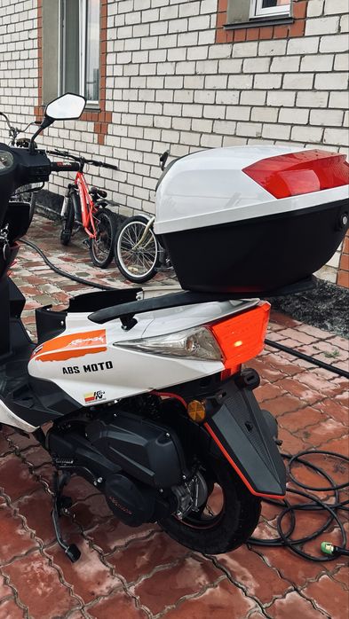 Скутер м8 ABS 150 куб