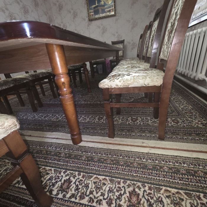 Срочний продам стол 14 стул
