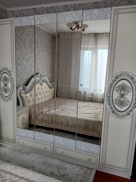 Спальный гарнитур