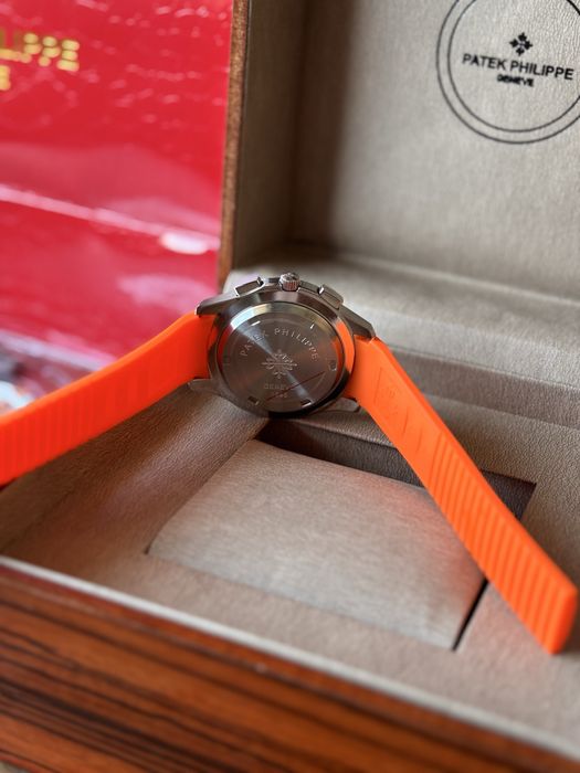 Patek Philippe Aqunaut Orange 40 mm