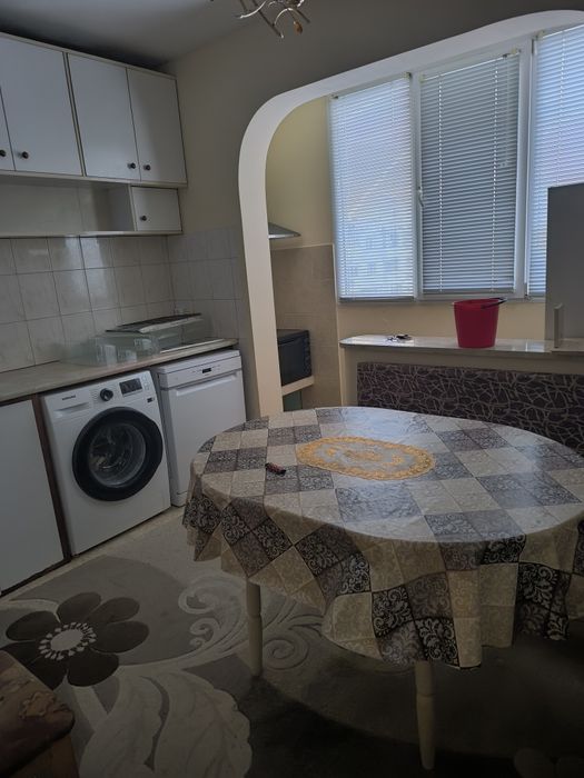 Дава се под наем Тристаен апартамент в Велико Търново, Зона Б - 78 кв.м за 306 € - Снимка #9