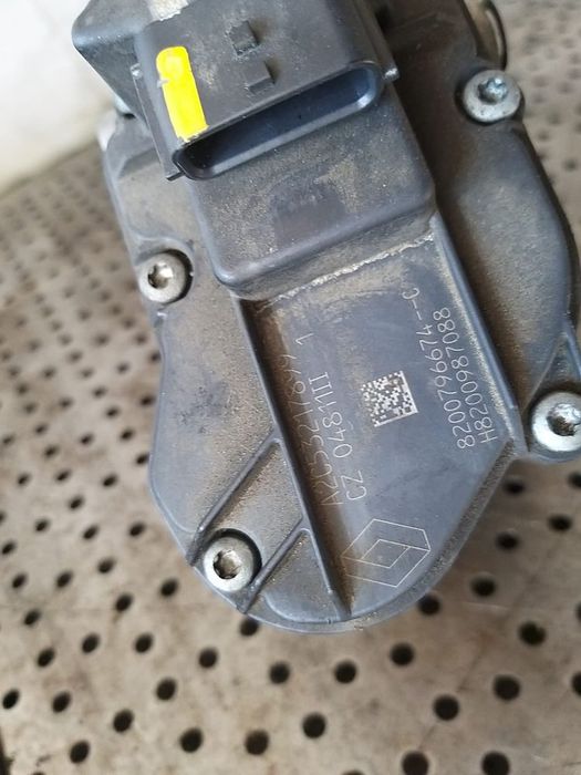 Egr 2.0 dci renault koleos 1 hy a2c53217899 8200796674c h8200987088