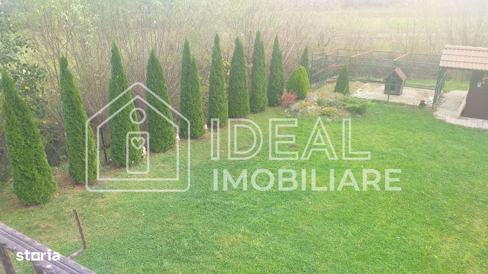 Casa moderna cu 4 camere, La  CHEIE in Poplaca