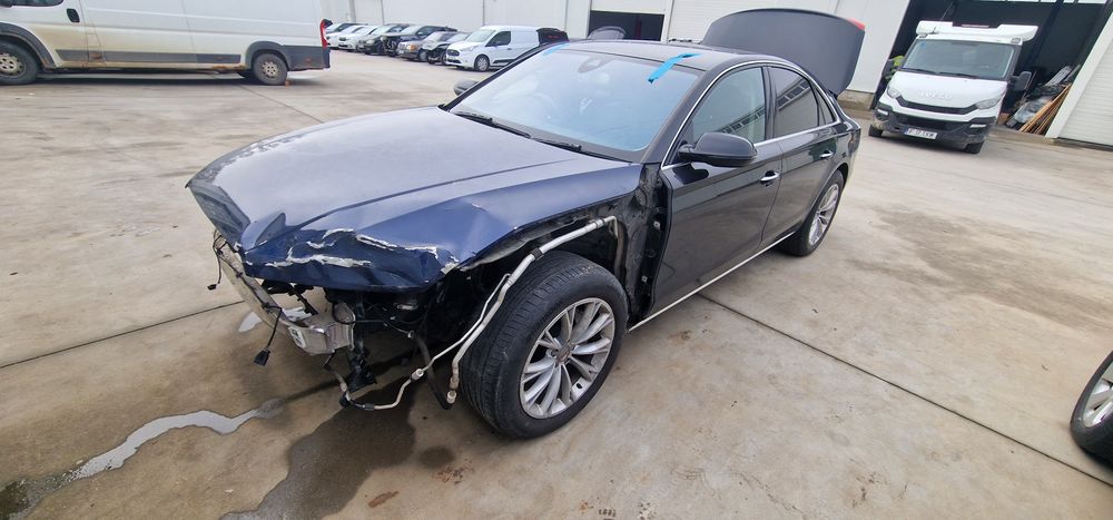 Far matrix audi a8  2016 de Europa complect