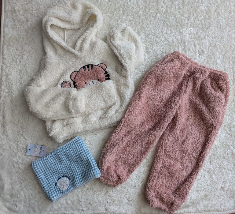 Лот дрехи за момиче