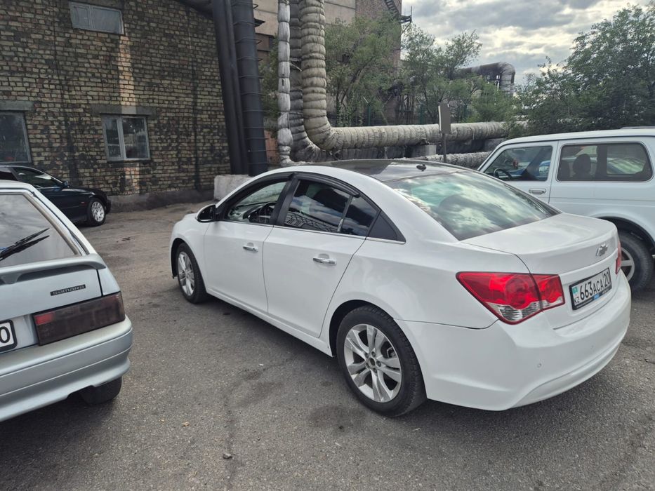 Продам Шевроле круз