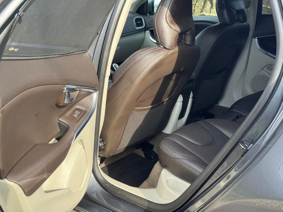 Volvo V40 1.6 D Summum