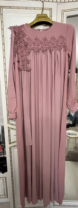 Продаю красивое платье