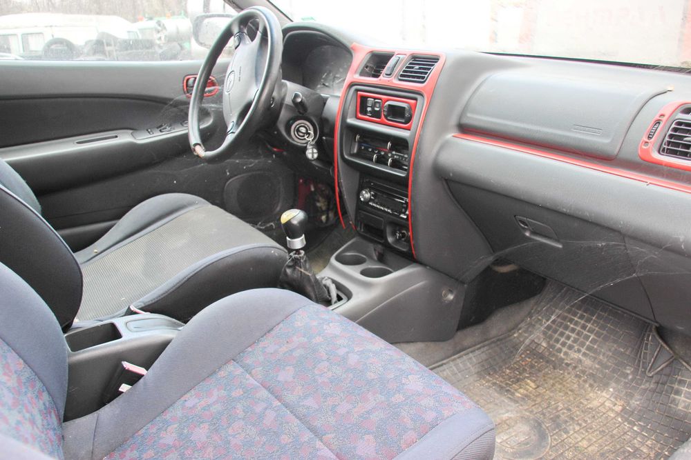 Мазда  323 F 2.0 DIТD   - само на части Mazda 323