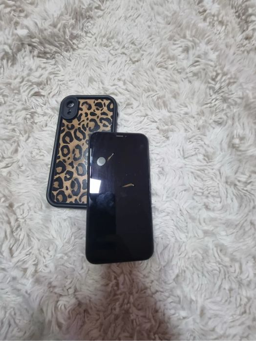 Vand iphone XR.Nu accept schimburi