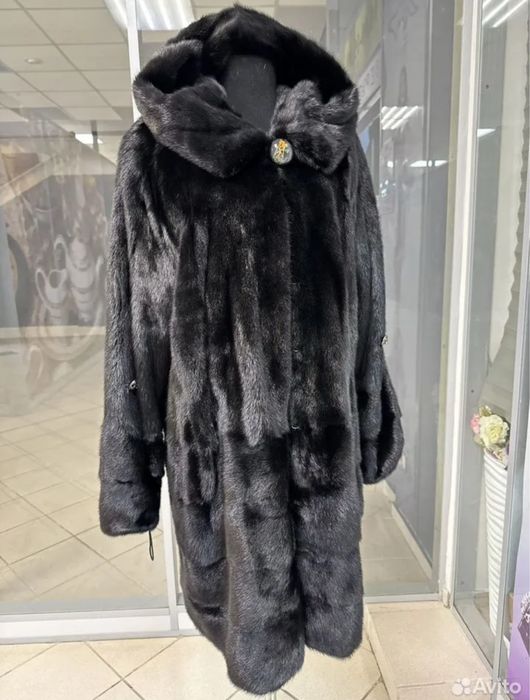 Продам норковую шубу