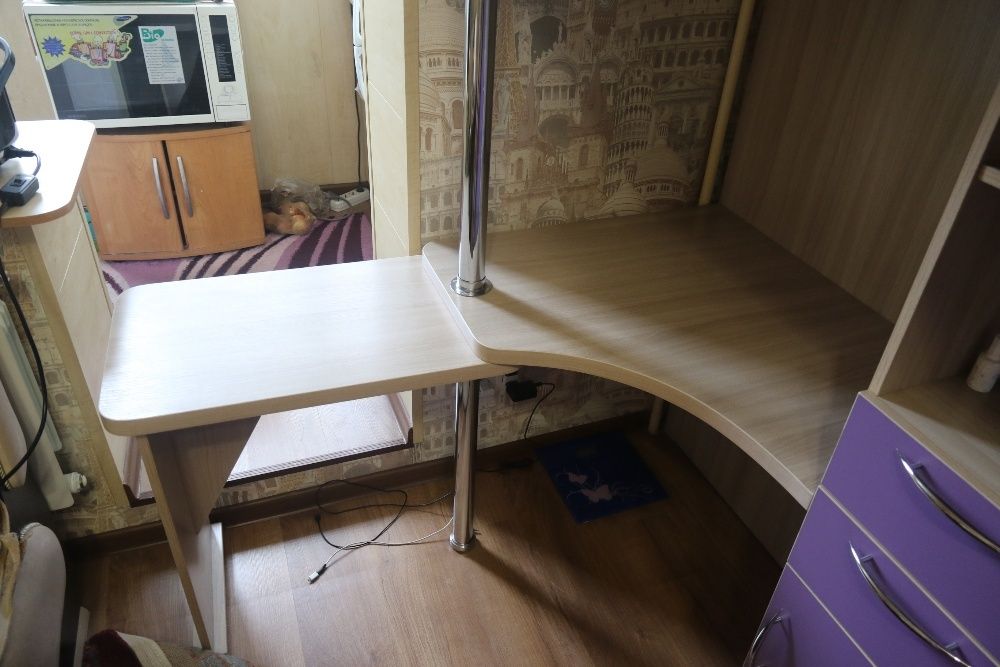 Не дорого Очень удобный детский уголок