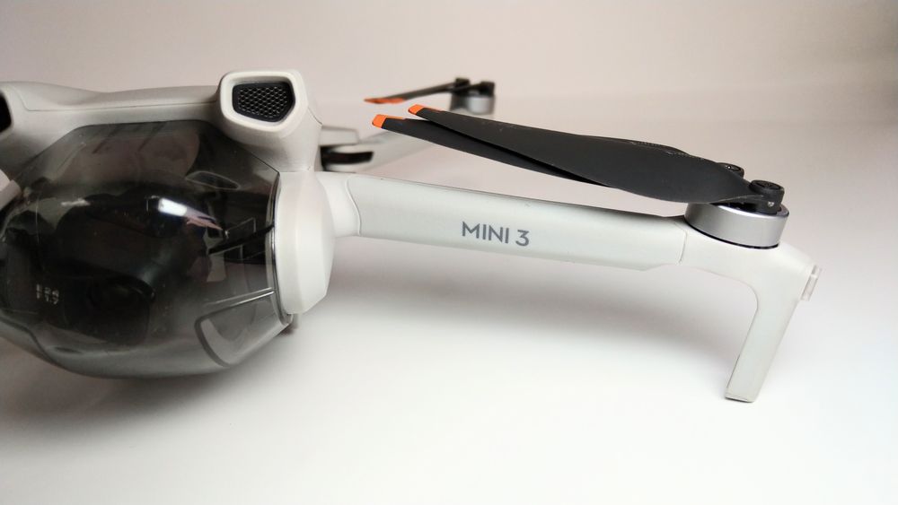DJI Mini 3 квадрокоптер