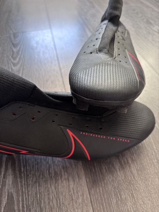 Футболни бутонки Nike