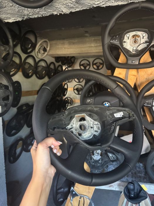 Volan skoda piele perforata diferite generatii