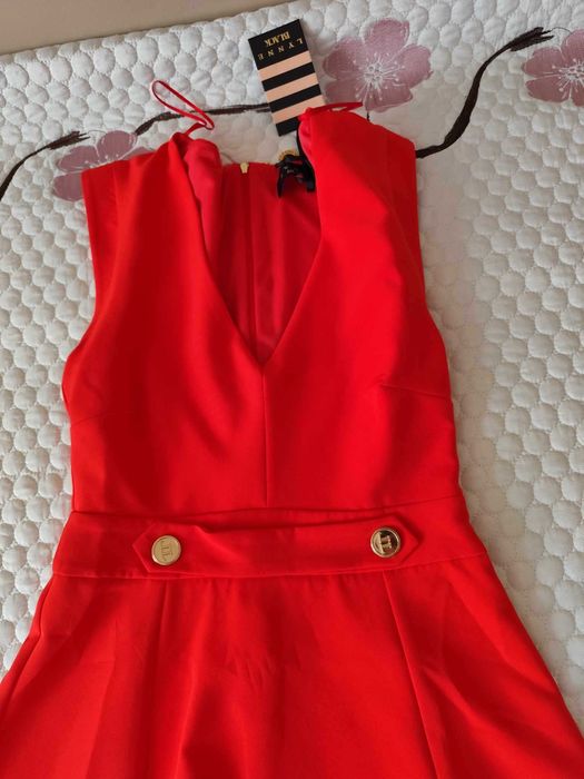 Дамска НОВА рокля Lynne