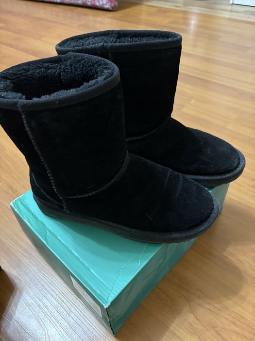 Отдам угги теплые. Б/у