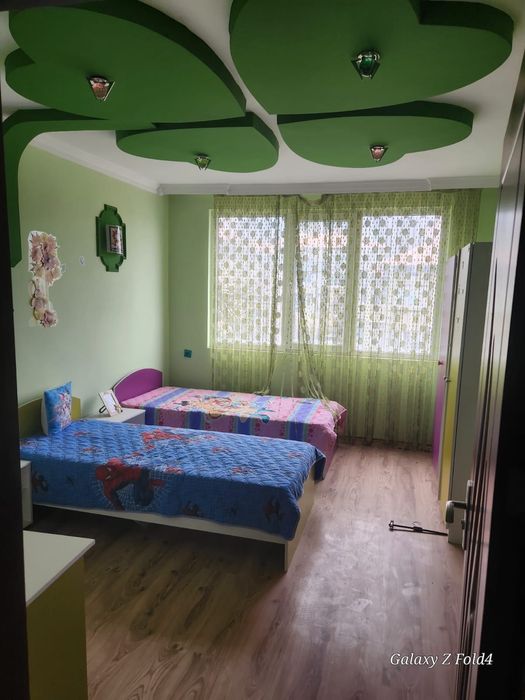 Продава се Тристаен апартамент в Шумен, Пазара - 90 кв.м за 992 €/кв.м - Снимка #2
