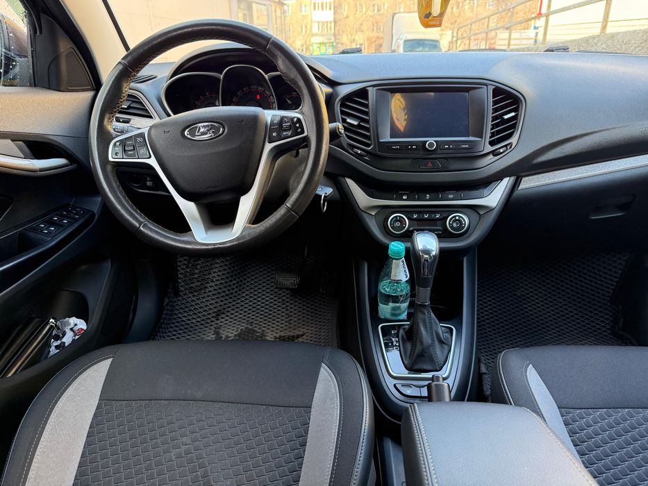 Лада- Vesta в lux