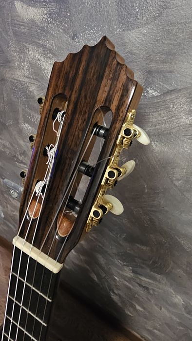 Лютиерска класическа китара 2 TOP