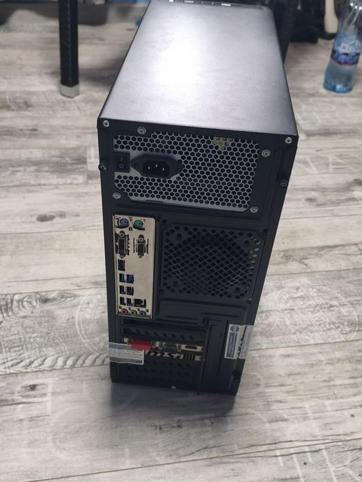 Vând-Schimb unitate PC DDR4